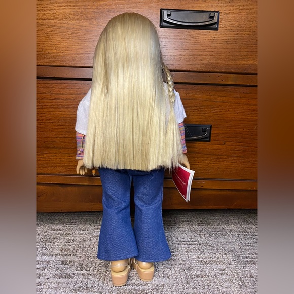 American Girl Doll - Julie - Picture 3 of 8